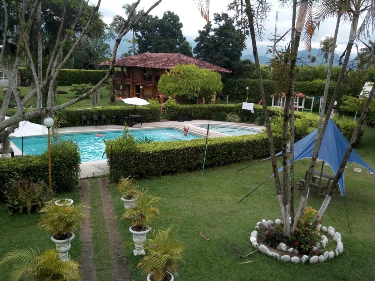 Villa Alejandra Del Quindio Calarcá Eksteriør bilde