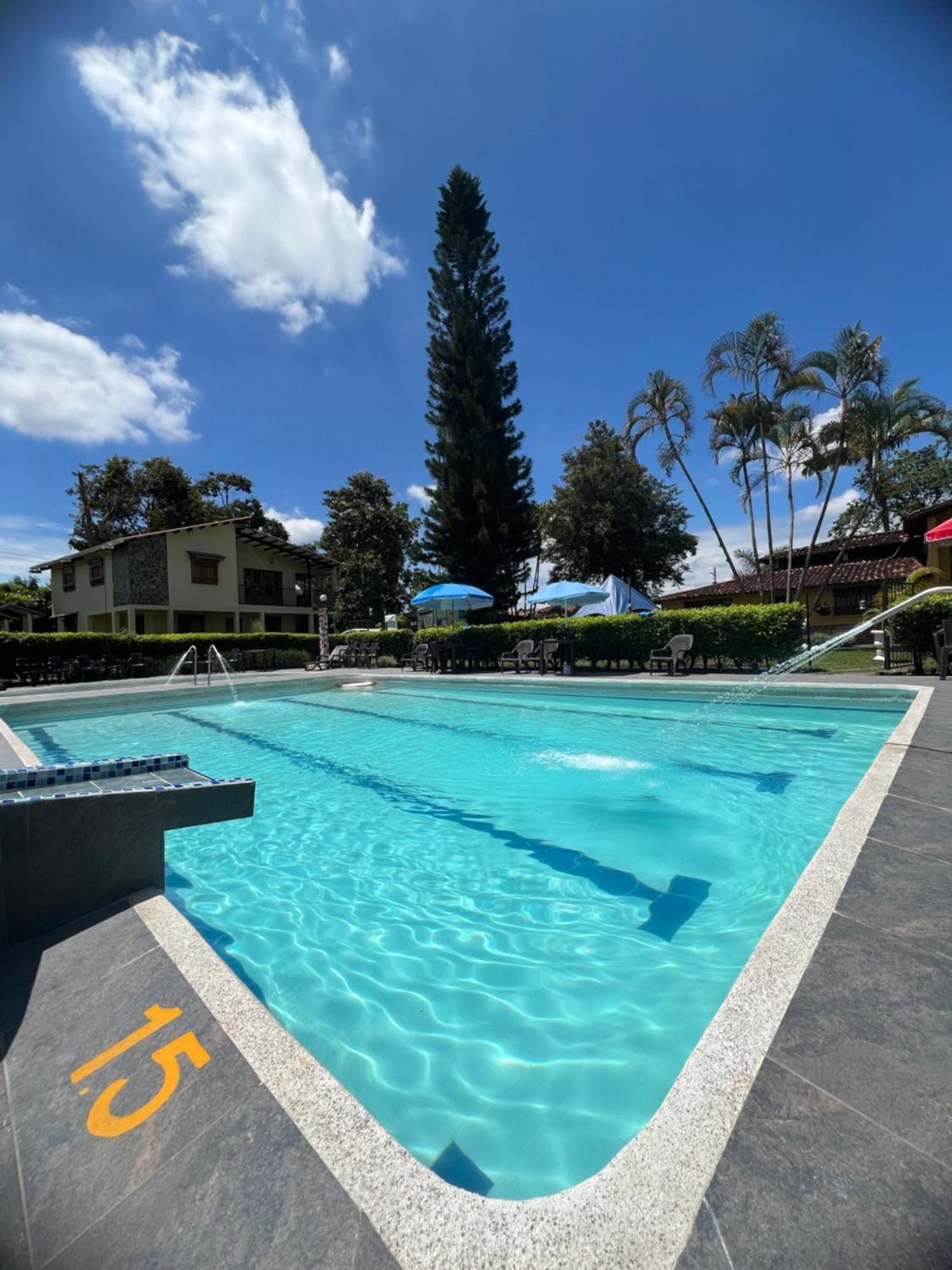 Villa Alejandra Del Quindio Calarcá Eksteriør bilde