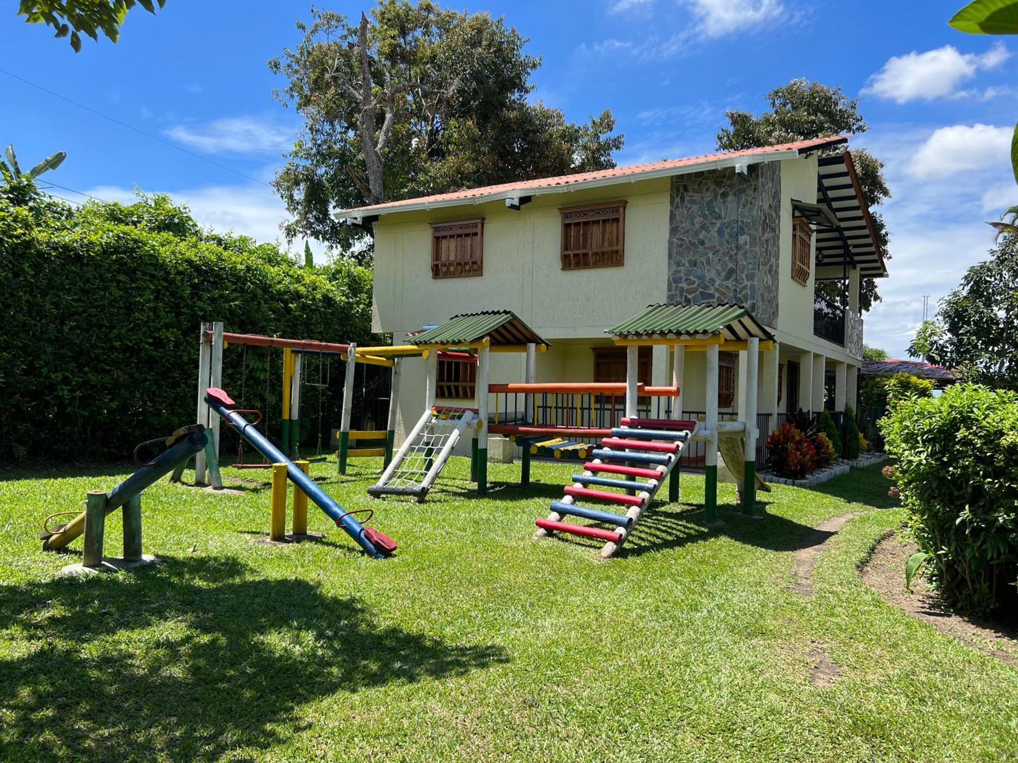 Villa Alejandra Del Quindio Calarcá Eksteriør bilde